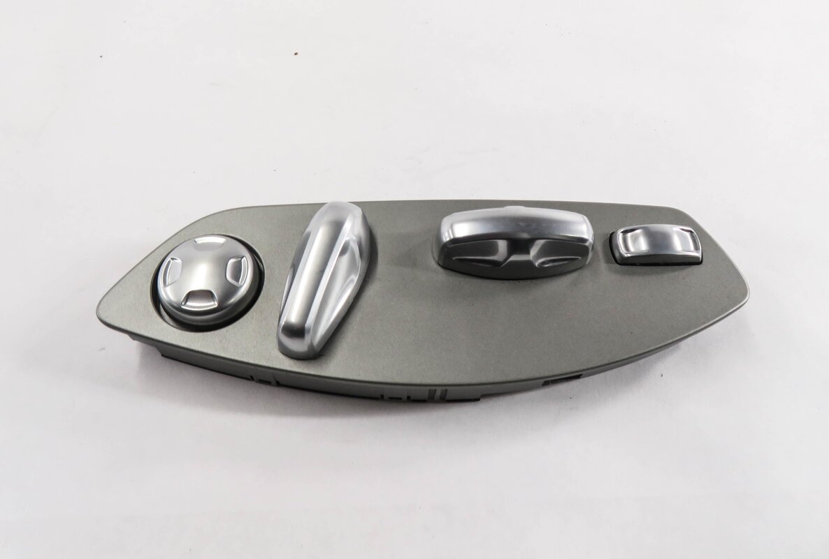 Thumbnail 3: 2014 PORSCHE CAYENNE (958) LEFT FRONT DRIVER SEAT ADJUSTMENT SWITCH BUTTON