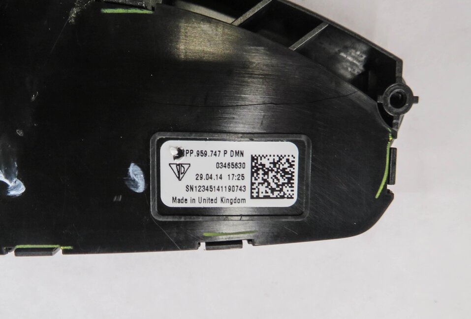 Thumbnail 5: 2014 PORSCHE CAYENNE (958) LEFT FRONT DRIVER SEAT ADJUSTMENT SWITCH BUTTON