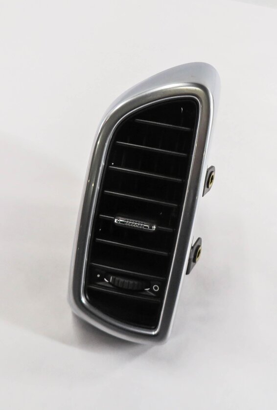 2014 PORSCHE CAYENNE (958) RIGHT FRONT PASSENGER OUTER DASH HEATER A/C AIR VENT