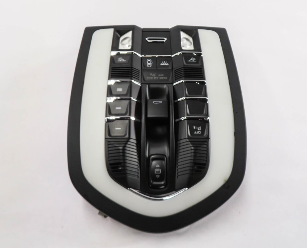 Thumbnail 3: 2014 PORSCHE CAYENNE (958) FRONT DOMELIGHT MAP READING COURTESY LIGHT (BLACK)