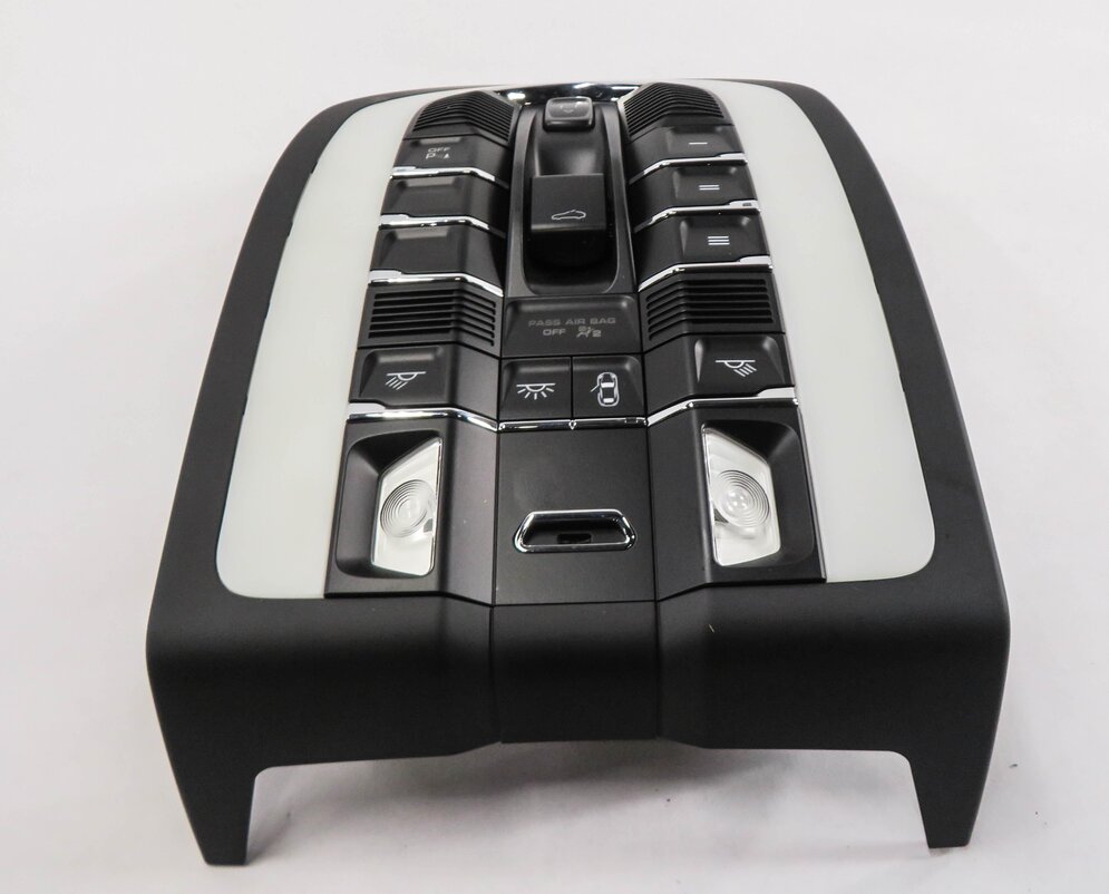 Thumbnail 4: 2014 PORSCHE CAYENNE (958) FRONT DOMELIGHT MAP READING COURTESY LIGHT (BLACK)