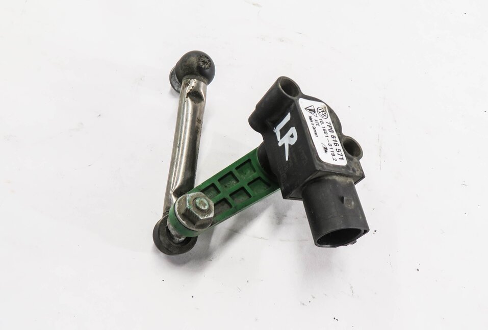 Thumbnail 2: 2014 PORSCHE CAYENNE (958) LEFT DRIVER REAR SUSPENSION HEIGHT LEVEL SENSOR