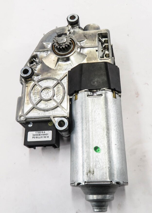 Thumbnail 3: 2013-2018 PORSCHE CAYENNE (958) PANORAMIC SUNROOF MOTOR SUN ROOF WINDOW MOTOR
