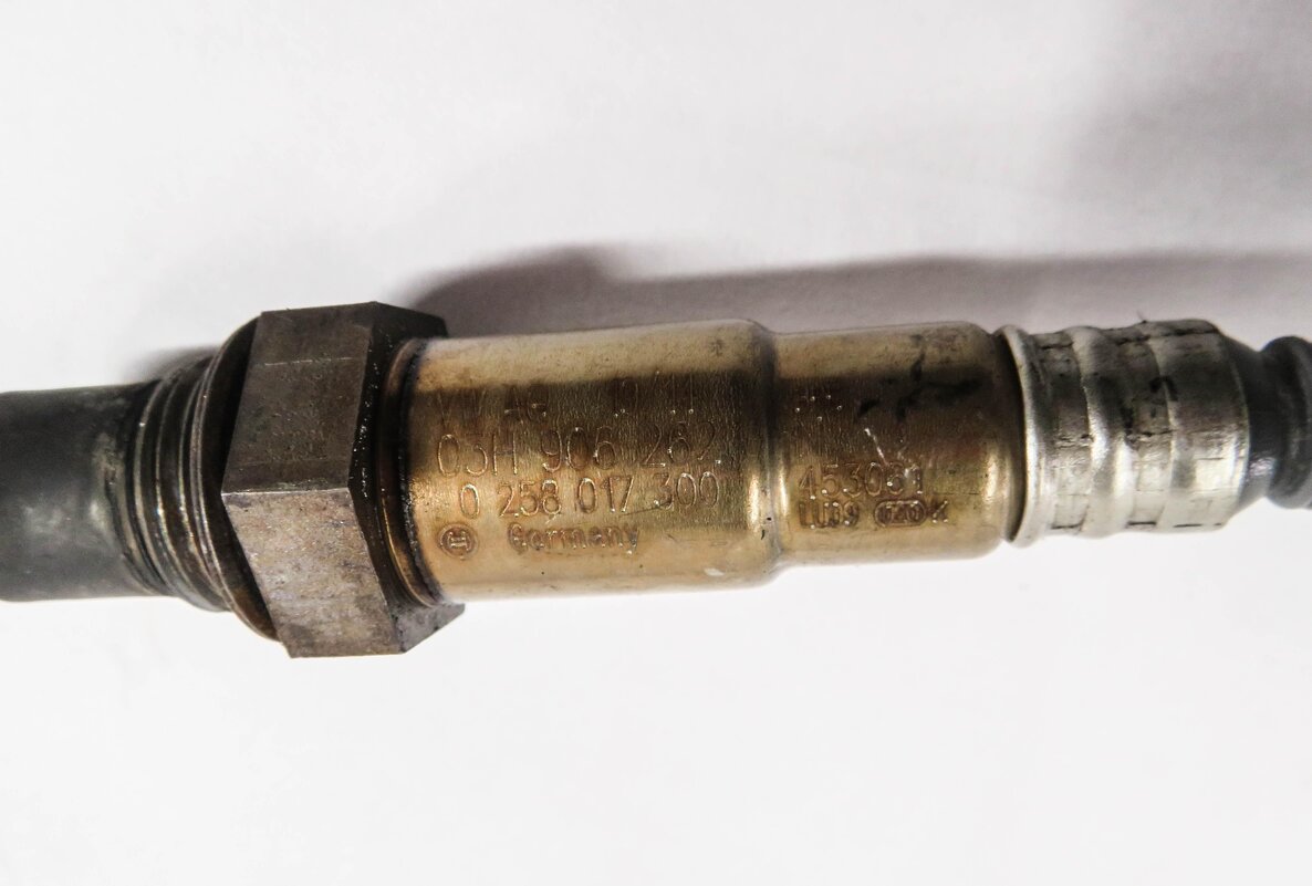 Thumbnail 4: 2014 PORSCHE CAYENNE (958) 3.6L - PRE POST CAT O2 OXYGEN LAMBDA PROBE SENSOR SET