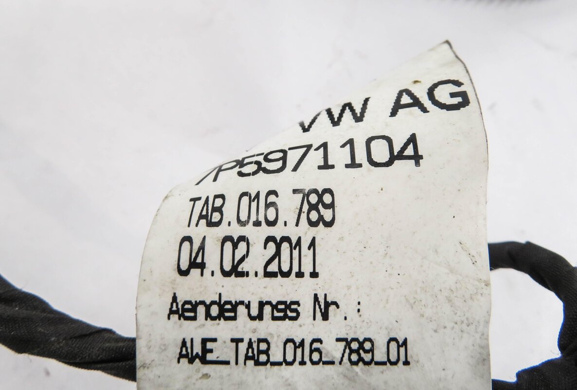 Thumbnail 4: 2014 PORSCHE CAYENNE (958) REAR PDC PARK DISTANCE SENSOR SET w/ HARNESS (WHITE)