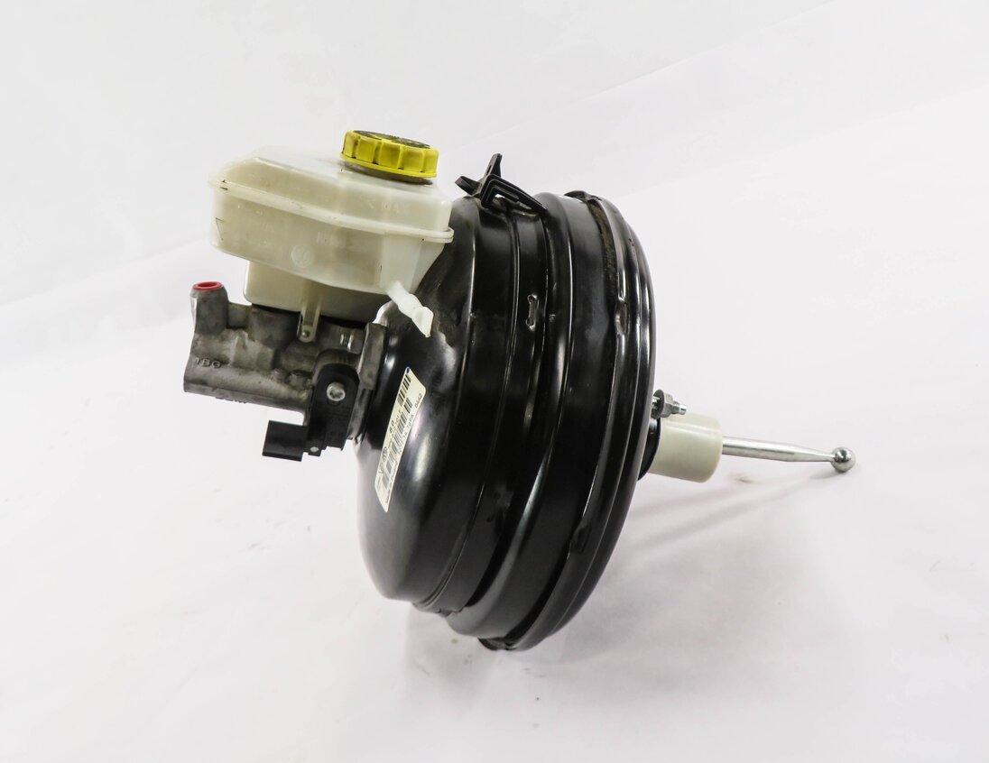 Thumbnail 2: 2011-2018 PORSCHE CAYENNE (958) POWER BRAKE BOOSTER MASTER CYLINDER & RESERVOIR
