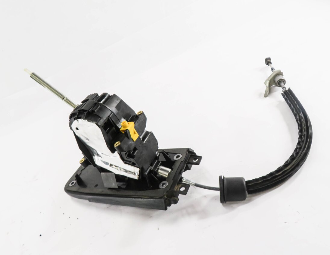 Thumbnail 2: 2011-2018 PORSCHE CAYENNE (958) A/T AUTOMATIC TRANSMISSION GEAR SHIFTER