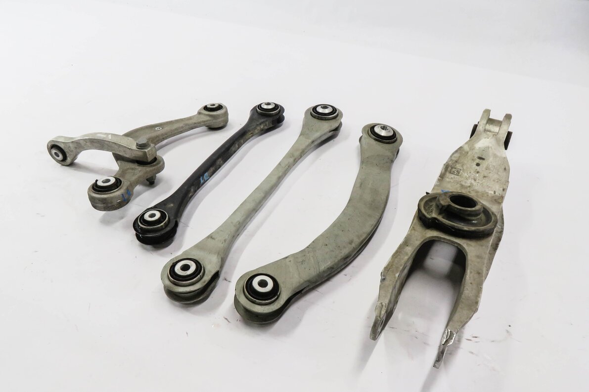2017-2020 AUDI Q7 (4M) LEFT DRIVER REAR CONTROL ARM SET