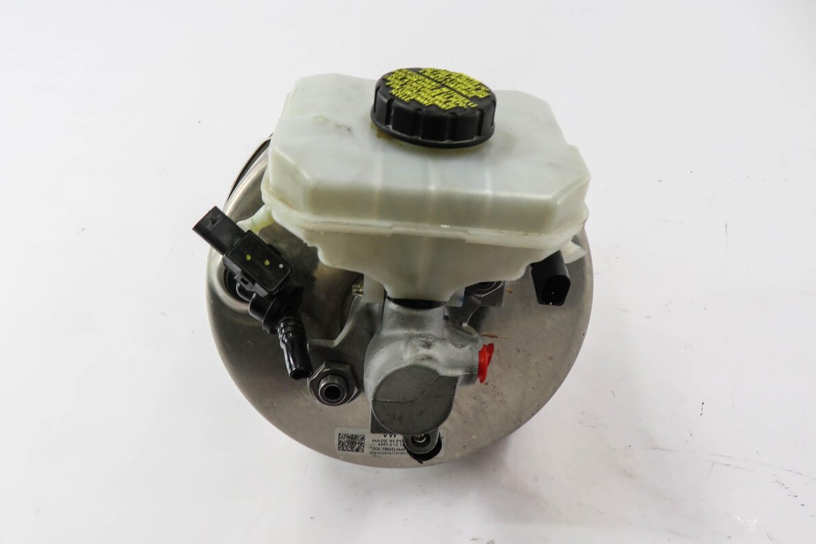 Thumbnail 3: 2017-2020 AUDI Q7 (4M) POWER BRAKE BOOSTER w/ MASTER CYLINDER & RESERVOIR
