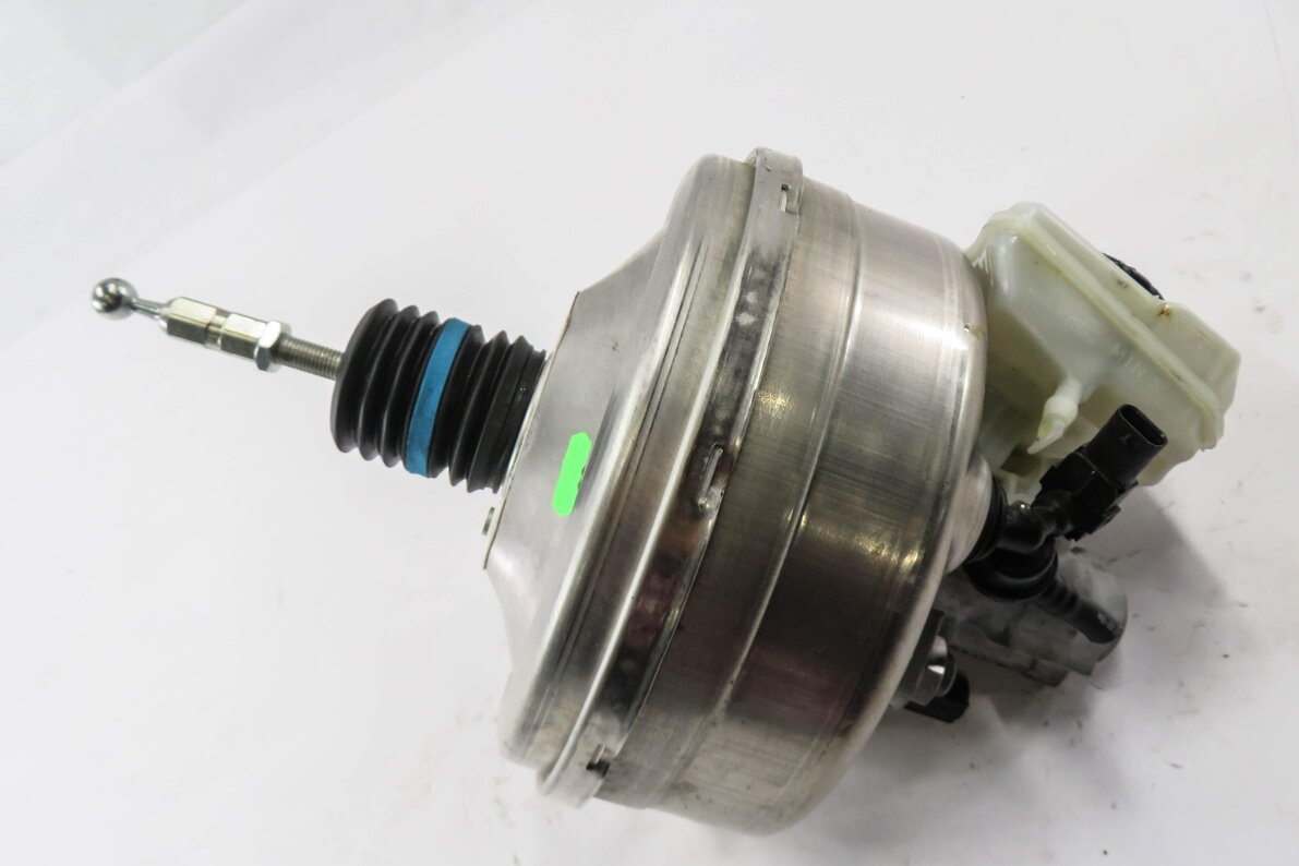 Thumbnail 4: 2017-2020 AUDI Q7 (4M) POWER BRAKE BOOSTER w/ MASTER CYLINDER & RESERVOIR