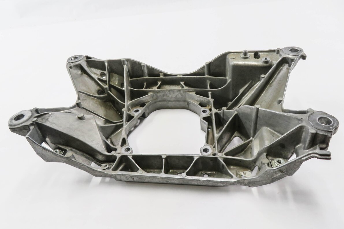 Thumbnail 2: 2017 AUDI Q7 (4M) 3.0L ENGINE - TRANSMISSION CROSSMEMBER MOUNT BRACKET