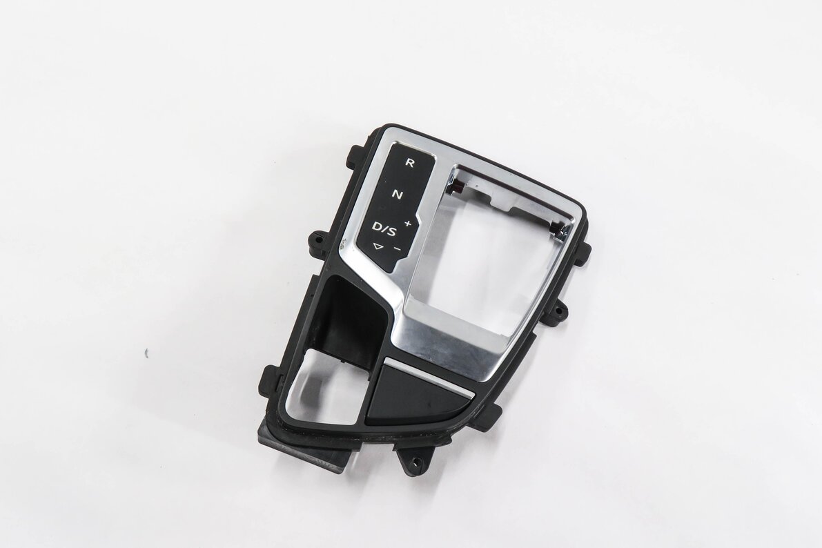 2017 AUDI Q7 (4M) FRONT CENTER CONSOLE SHIFTER SHIFT INDICATOR TRIM BEZEL