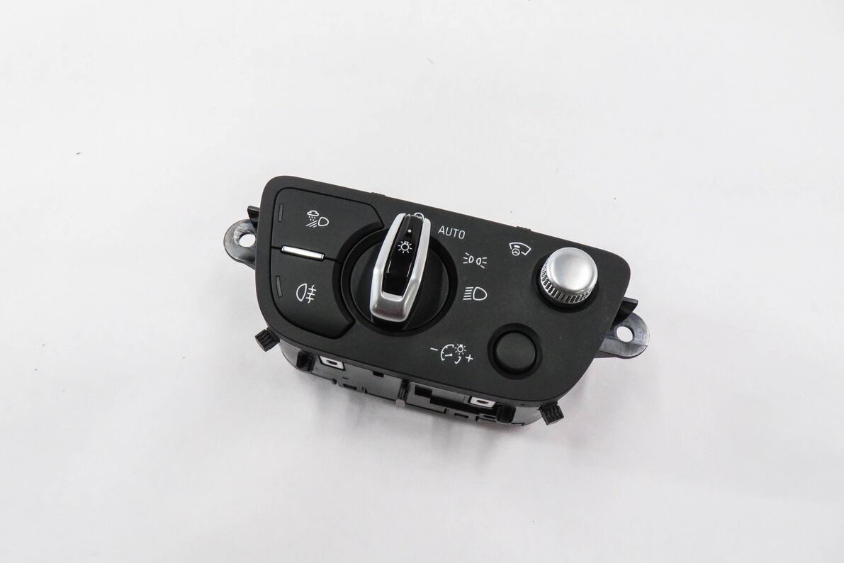 Thumbnail 1: 2016-2021 AUDI A4 A5 Q7 S4 RS5 S5 Q7 (B9 F5 4M) HEADLIGHT SWITCH