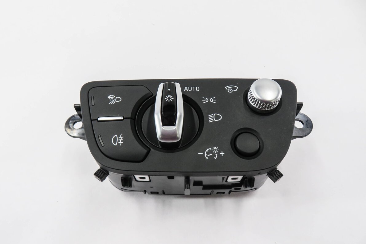 Thumbnail 2: 2016-2021 AUDI A4 A5 Q7 S4 RS5 S5 Q7 (B9 F5 4M) HEADLIGHT SWITCH