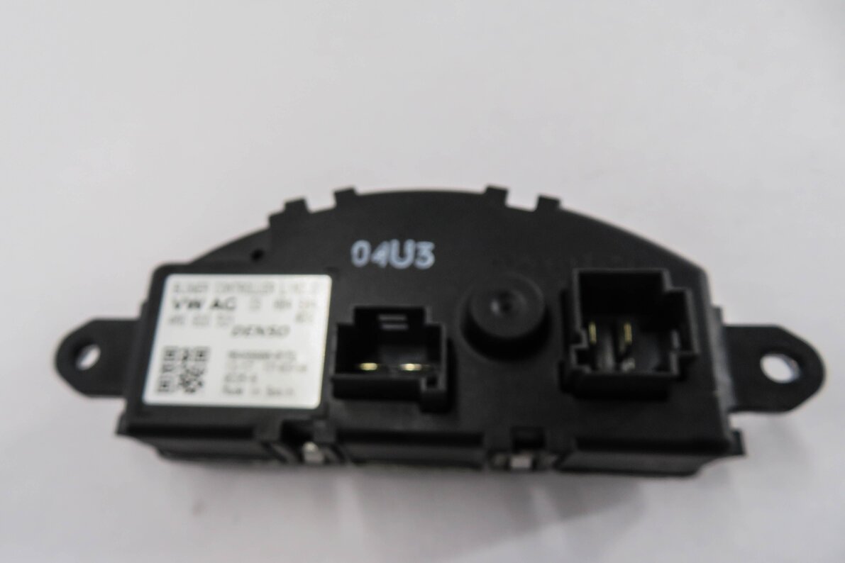 Thumbnail 3: 2017 AUDI Q7 (4M) REAR HEATER A/C BLOWER MOTOR RESISTOR