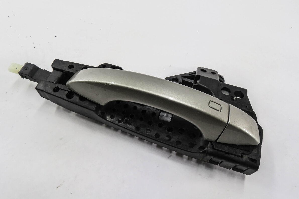 2017-2020 AUDI Q7 (4M) RIGHT REAR KEYLESS EXTERIOR DOOR HANDLE (KARAT BEIGE N3)
