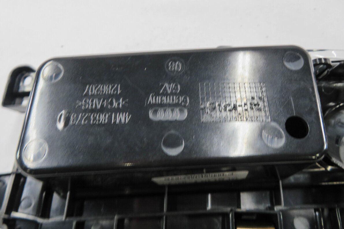 Thumbnail 5: 2017 AUDI Q7 (4M) FRONT CENTER CONSOLE STORAGE TRAY COMPARTMENT
