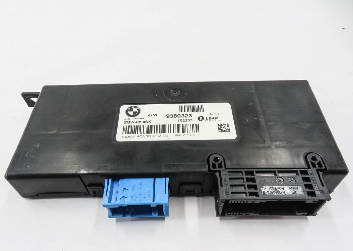 Thumbnail 2: 2015 BMW 535i (F10) CENTRAL GATEWAY CONTROL MODULE