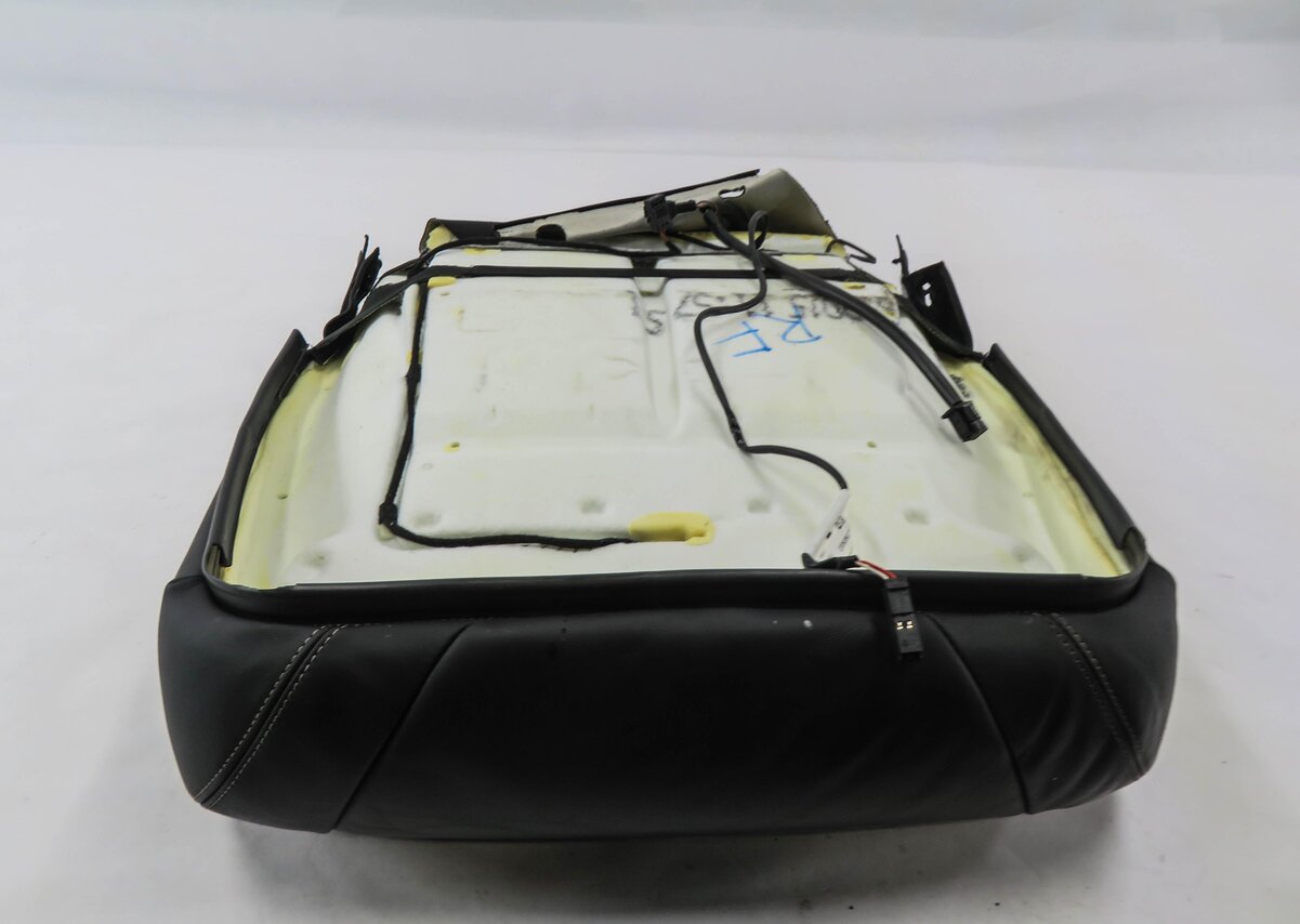Thumbnail 3: 2015 BMW 535i (F10) PASSENGER - LOWER BOTTOM HEATED SEAT CUSHION (BLACK LEATHER)