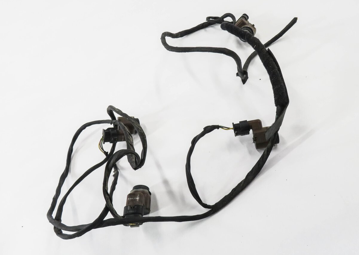 2015 BMW 535i (F10) REAR PDC PARK DISTANCE SENSOR SET w/ HARNESS (SPACE GRAY)