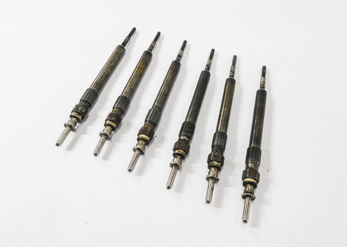 Thumbnail 4: 2015 BMW 535D (F10) 3.0L N57T DIESEL ENGINE - GLOW PLUG SET