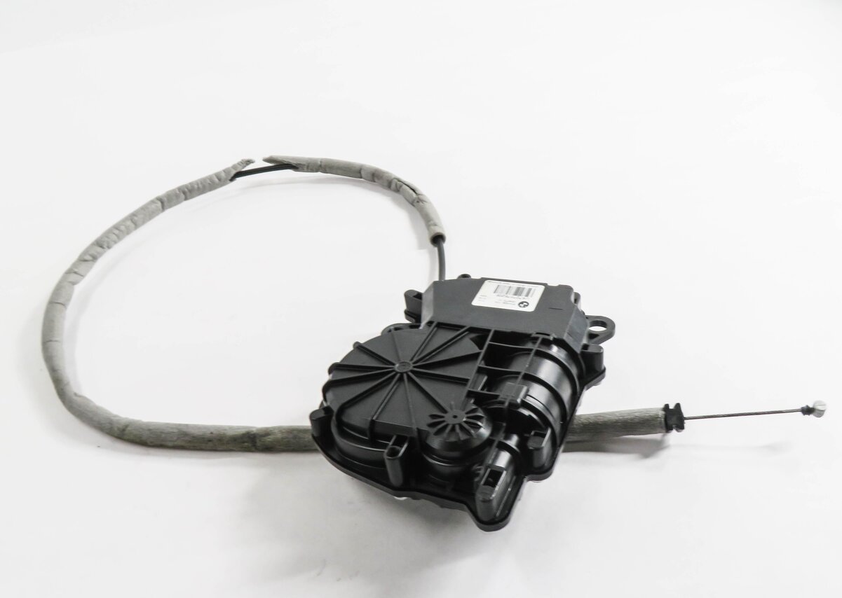 Thumbnail 3: 2015 BMW 535i (F10) REAR TRUNK LOCK LATCH ACTUATOR w/ SOFT CLOSE MOTORO