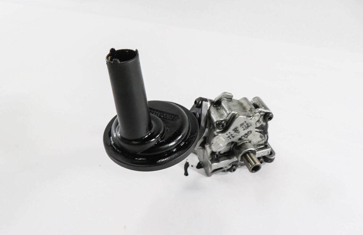 Thumbnail 5: 2012 AUDI Q7 (4L) 3.0L CATA DIESEL ENGINE- MOTOR OIL FLUID PUMP
