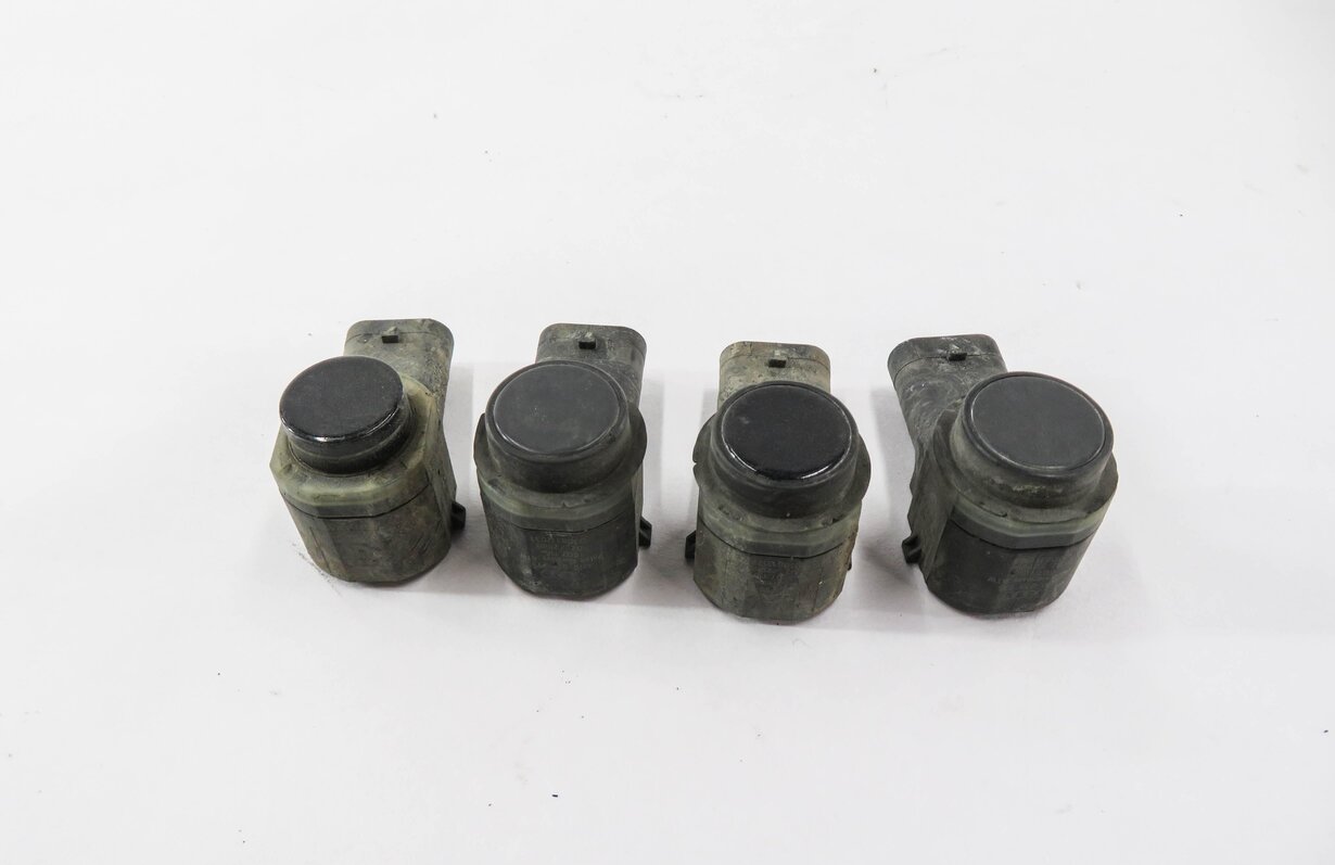 Thumbnail 2: 2012 AUDI Q7 (4L) REAR PDC PARK DISTANCE SENSOR SET w/o HARNESS (ORCA BLACK 2T)
