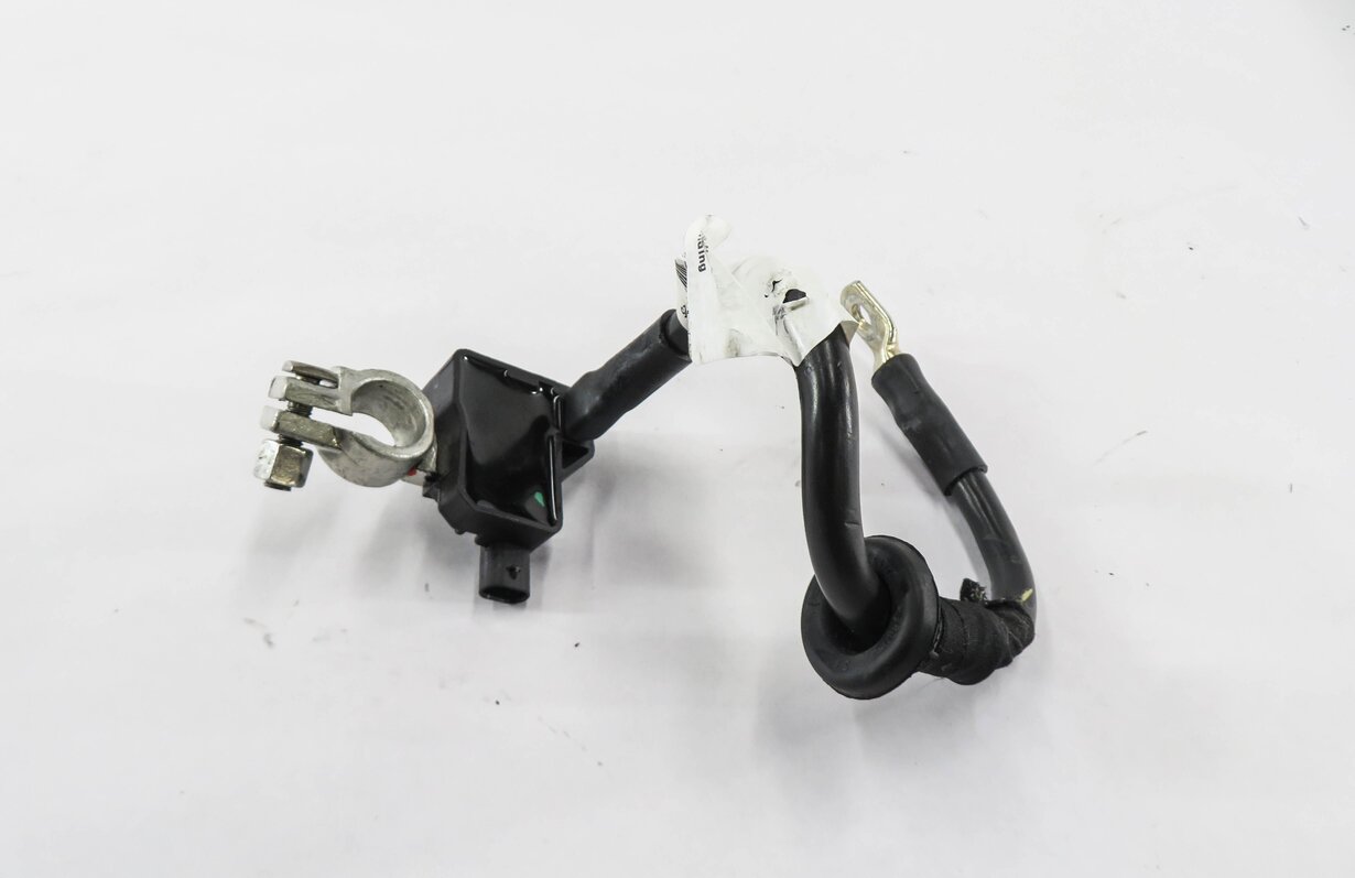 Thumbnail 2: 2012 AUDI Q7 (4L) NEGATIVE BATTERY CABLE