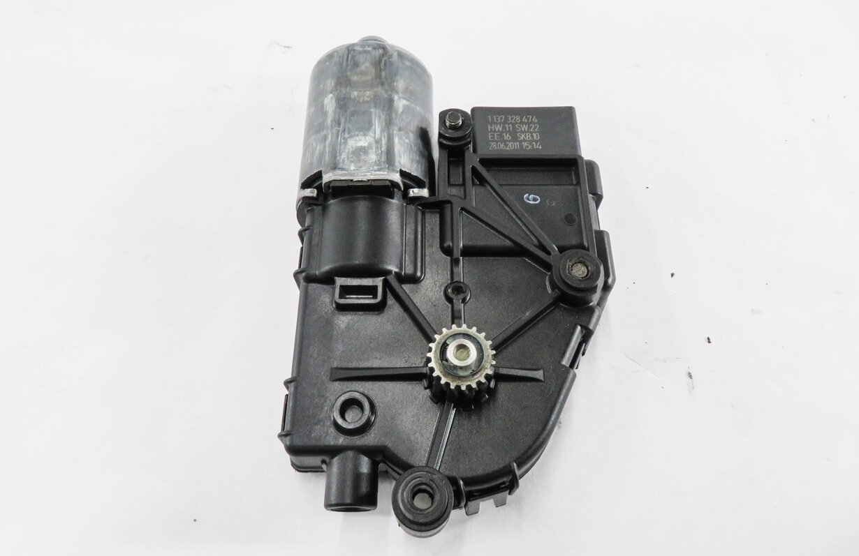 Thumbnail 3: 2007-2014 AUDI Q7 (4L) POWER SUNROOF / WINDOW SHADE ADJUST MOTOR