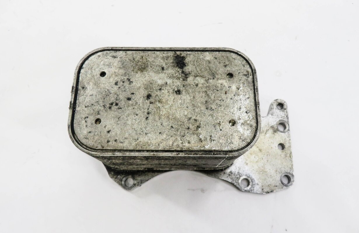 Thumbnail 3: 2009-2012 VW TOUAREG / AUDI Q7 (4L) 3.0L TURBO TDI DIESEL ENGINE - OIL COOLER