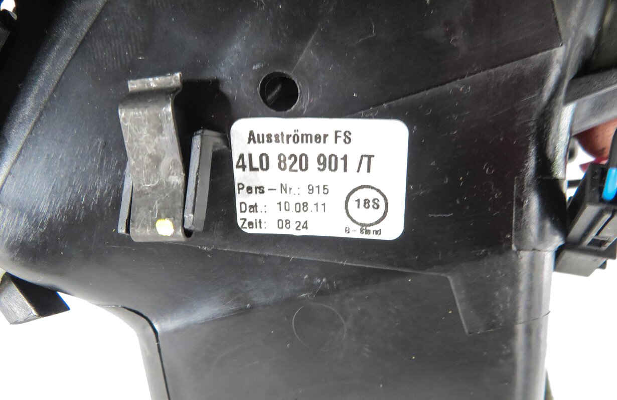 Thumbnail 5: 2012 AUDI Q7 (4L) LEFT FRONT DRIVER DASH HEATER A/C AIR VENT