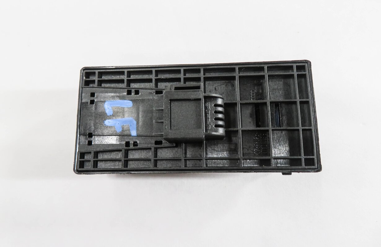 Thumbnail 4: 2011-2015 AUDI Q7 (4L) LEFT DRIVER MASTER POWER WINDOW SWITCH w/ CHILD LOCK