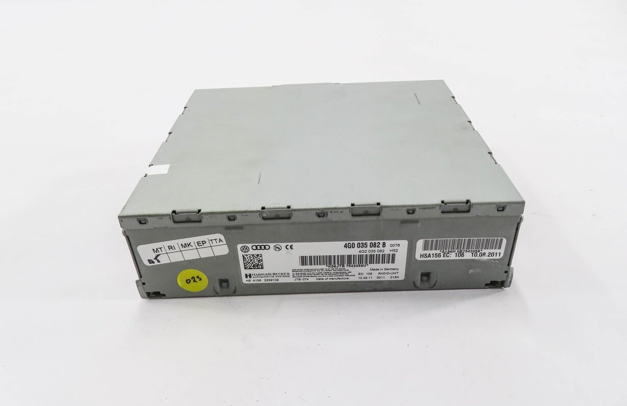 Thumbnail 2: 2012 AUDI Q7 (4L) RADIO STEREO RECEIVER CONTROL MODULE