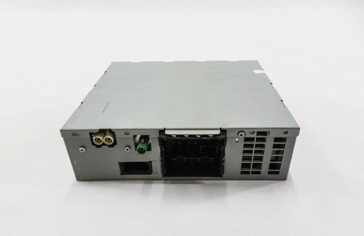 Thumbnail 3: 2012 AUDI Q7 (4L) RADIO STEREO RECEIVER CONTROL MODULE