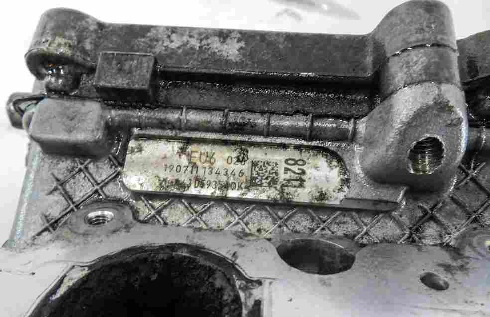 Thumbnail 7: 2009-2012 VW TOUAREG / AUDI Q7 (4L) 3.0L TDI DIESEL ENGINE - LEFT CYLINDER HEAD