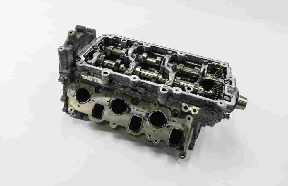 2009-2012 VW TOUAREG / AUDI Q7 (4L) 3.0L TDI DIESEL ENGINE - RIGHT CYLINDER HEAD