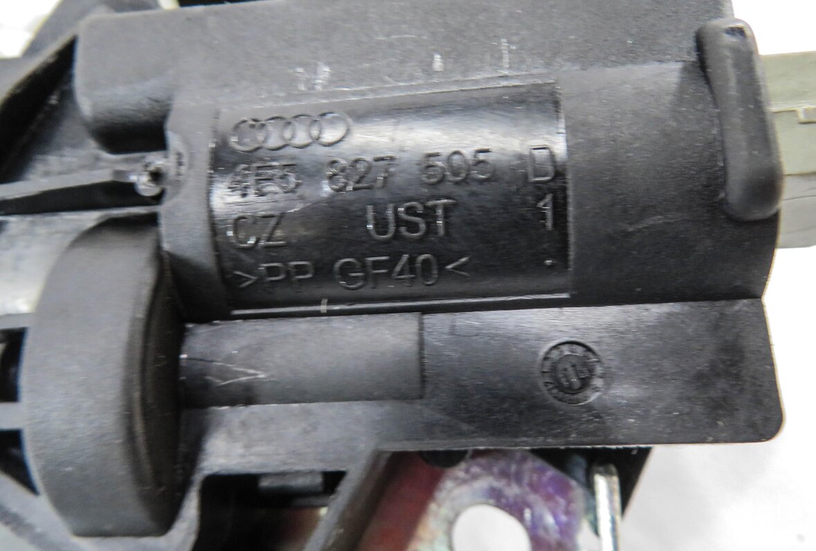 Thumbnail 5: 2014 AUDI A4 (B8 8K) REAR TRUNK LOCK LATCH ACTUATOR