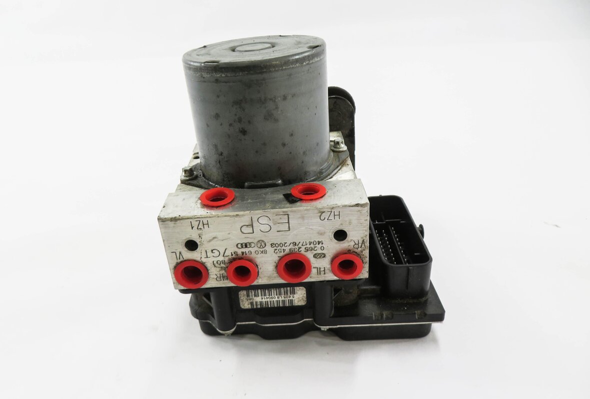 Thumbnail 2: 2014-2016 AUDI A4 A5 (B8 8K 8T) FWD - ABS ANTI LOCK BRAKE PUMP w/ MODULE