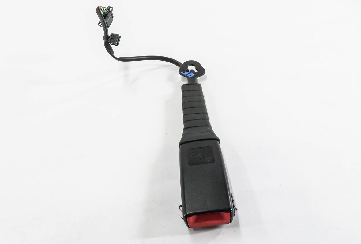 Thumbnail 3: 2009-2017 AUDI A4 A5 S4 S5 RS5 (B8 8K 8T) RIGHT FRONT SEATBELT BUCKLE RECEIVER