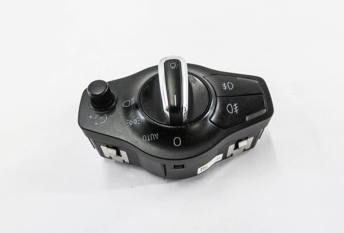 Thumbnail 3: 2014-2020 AUDI A4 ALLROAD RS5 (B8 8K 8T) HEADLIGHT SWITCH