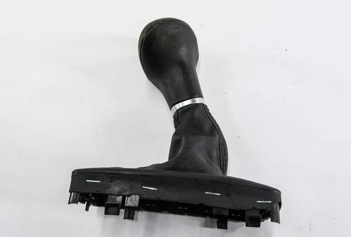 Thumbnail 3: 2014 AUDI A4 (B8 8K) TRANSMISISON GEAR SHIFTER SHIFT HANDLE KNOB w/ BOOT