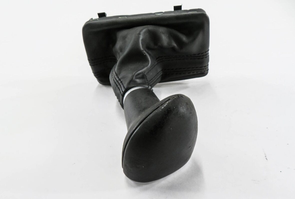 Thumbnail 4: 2014 AUDI A4 (B8 8K) TRANSMISISON GEAR SHIFTER SHIFT HANDLE KNOB w/ BOOT