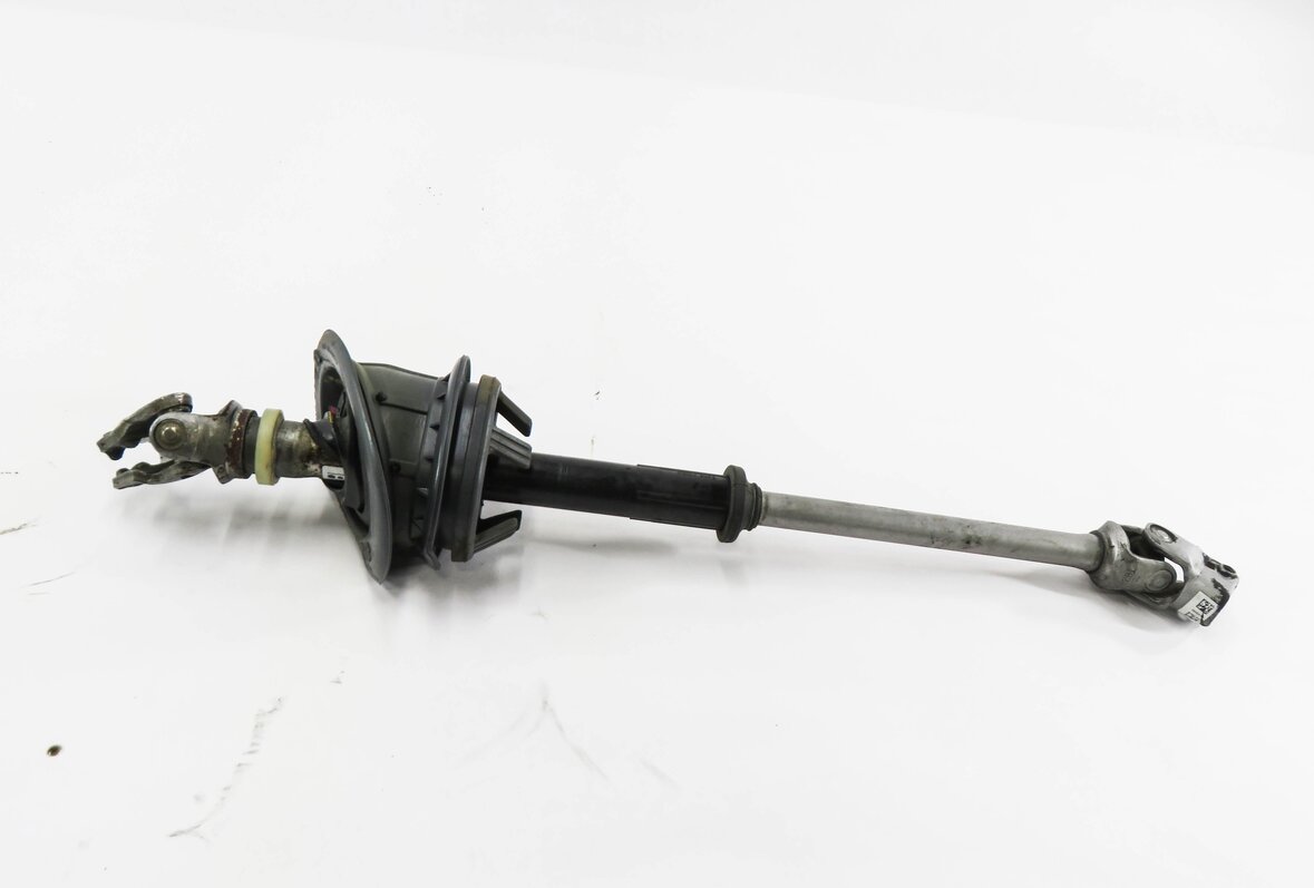 Thumbnail 2: 2014 AUDI A4 (B8 8K) STEERING COLUMN SHAFT LINKAGE U-JOINT COUPLER SHAFT