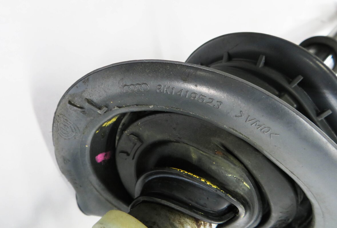 Thumbnail 4: 2014 AUDI A4 (B8 8K) STEERING COLUMN SHAFT LINKAGE U-JOINT COUPLER SHAFT