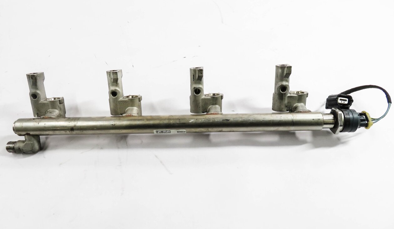 Thumbnail 5: 2010 RANGE ROVER (L322) 5.0L AJ133 V8 ENGINE - FUEL RAIL SET-2