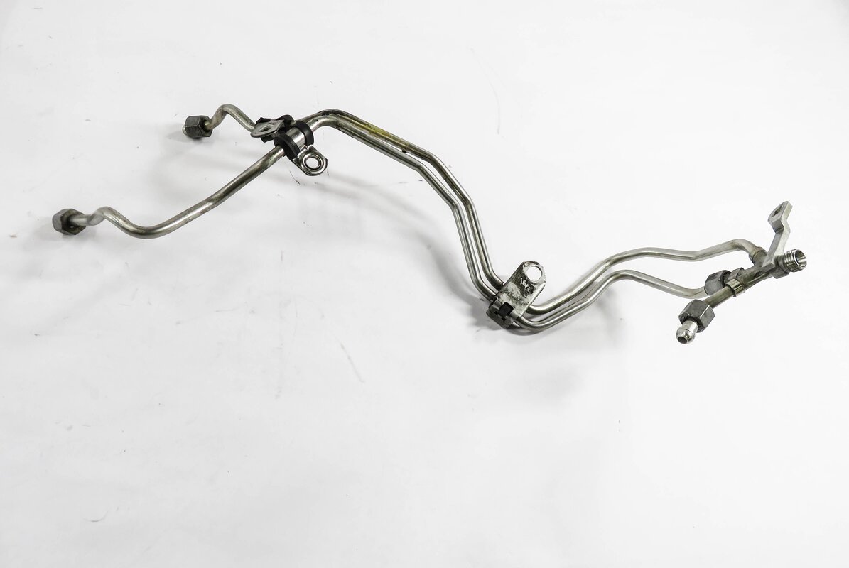 Thumbnail 8: 2010 RANGE ROVER (L322) 5.0L AJ133 V8 ENGINE - FUEL RAIL SET-2
