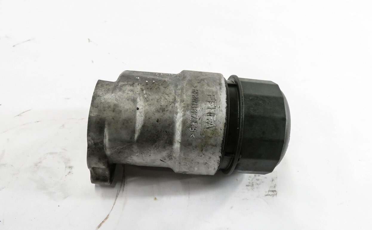 Thumbnail 2: 2010 RANGE ROVER (L322) 5.0L AJ133 V8 ENGINE - OIL FILTER HOUSING