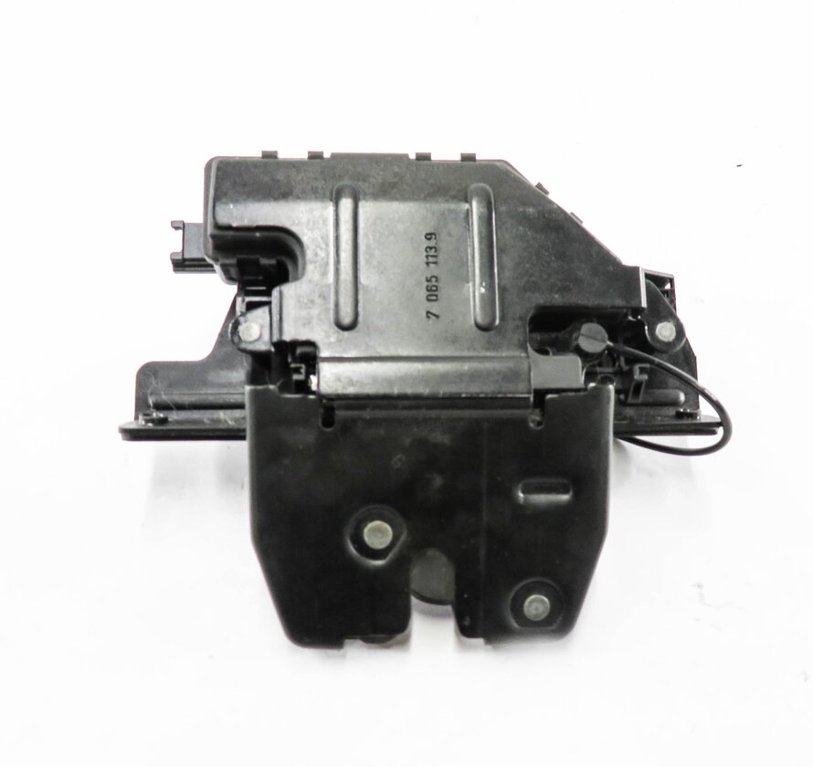 Thumbnail 2: 2010 RANGE ROVER (L322) REAR TRUNK LOCK LATCH ACTUATOR