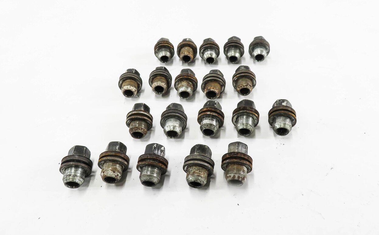 Thumbnail 2: 05-18 RANGE ROVER SPORT - LR3 - LR4 - DISCOVERY - TIRE WHEEL RIM LUG NUT SET-20